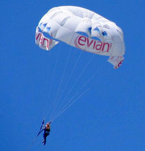 Parasailing in Puerto Vallerta