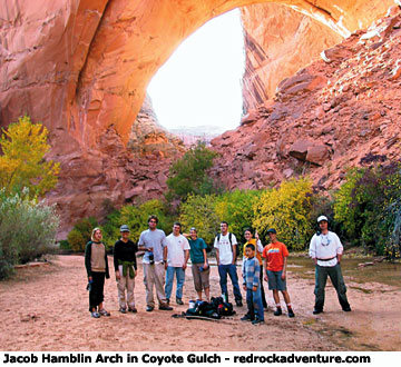 jacob hamblin arch in coyote gulch