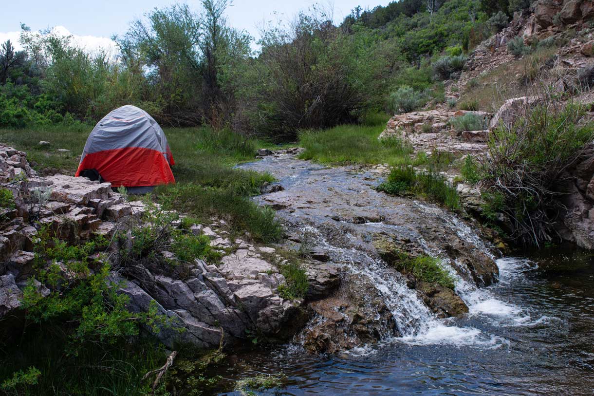 holt cascade tent camping