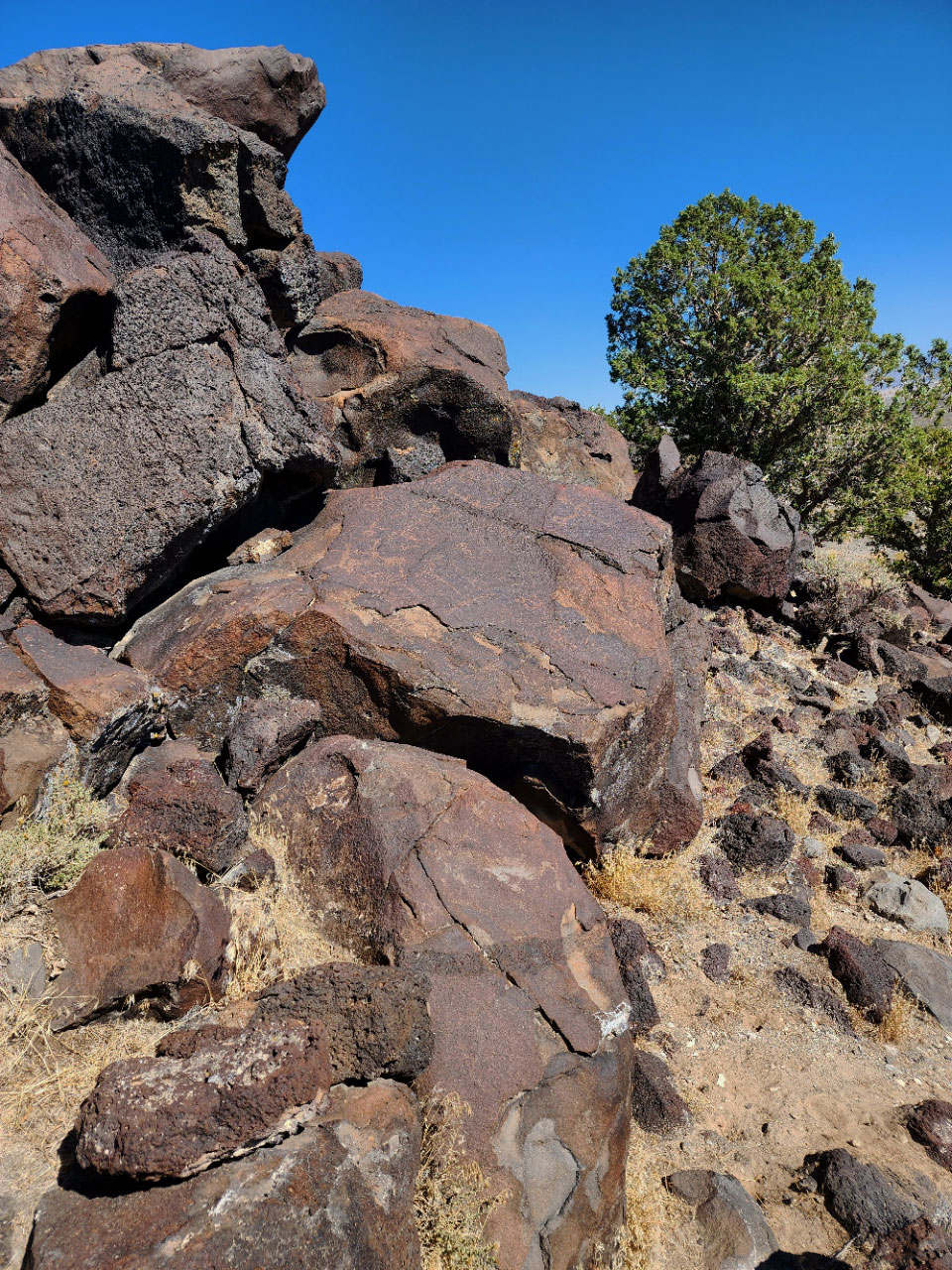 devils-kitchen-rock-view-vertical.jpg