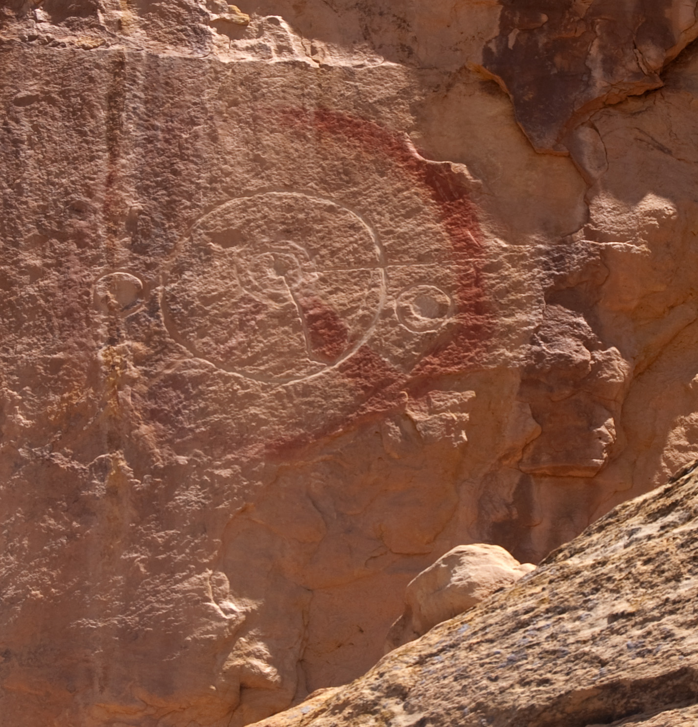 rock-art-circle.jpg